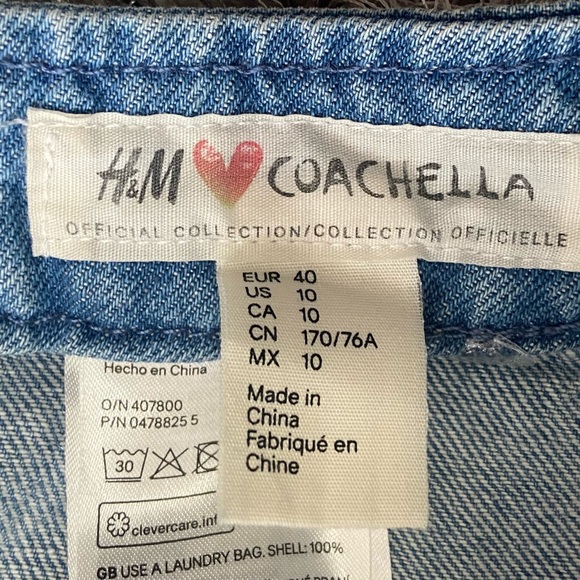 H&M COACHELLA women floral embroidery front denim mini skirt. Size 10. Used. - Picture 3 of 8